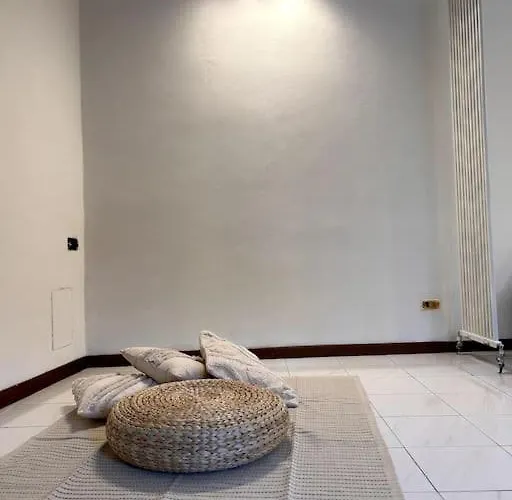 Shibui Apartman Ispra